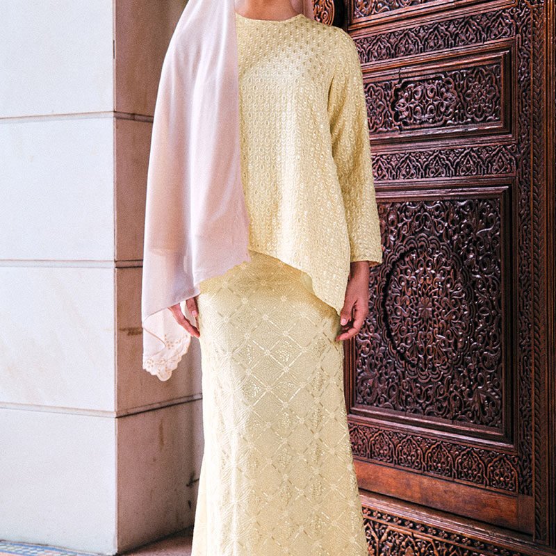 Mahkota Blouse & Skirt - Cornsilk PREMIUM